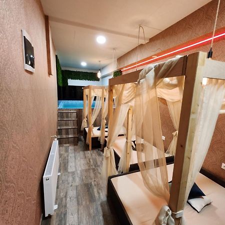 Hotel Central Point Sofia Bagian luar foto